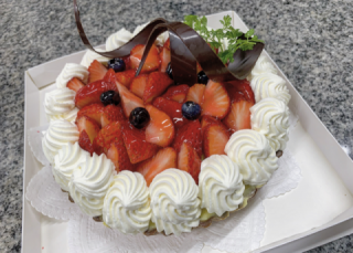 バースデーケーキ パティスリーバイゲツ 公式ホームページ